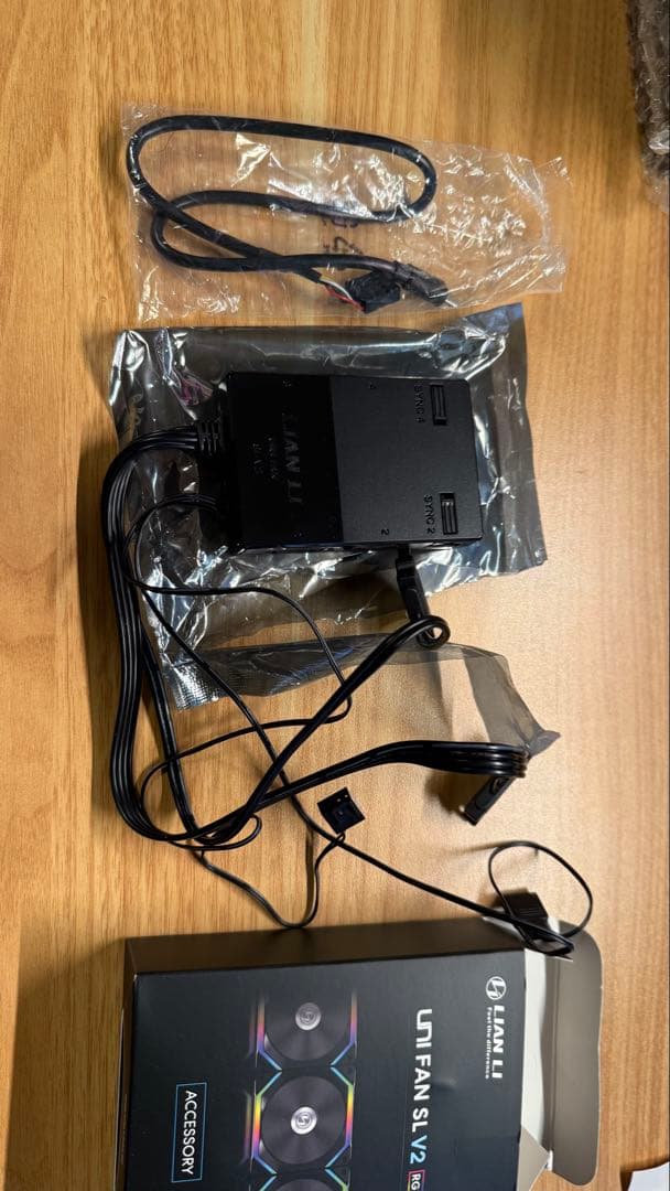 LIAN LI UNI FAN SL120 V2 RGB 3パックセット