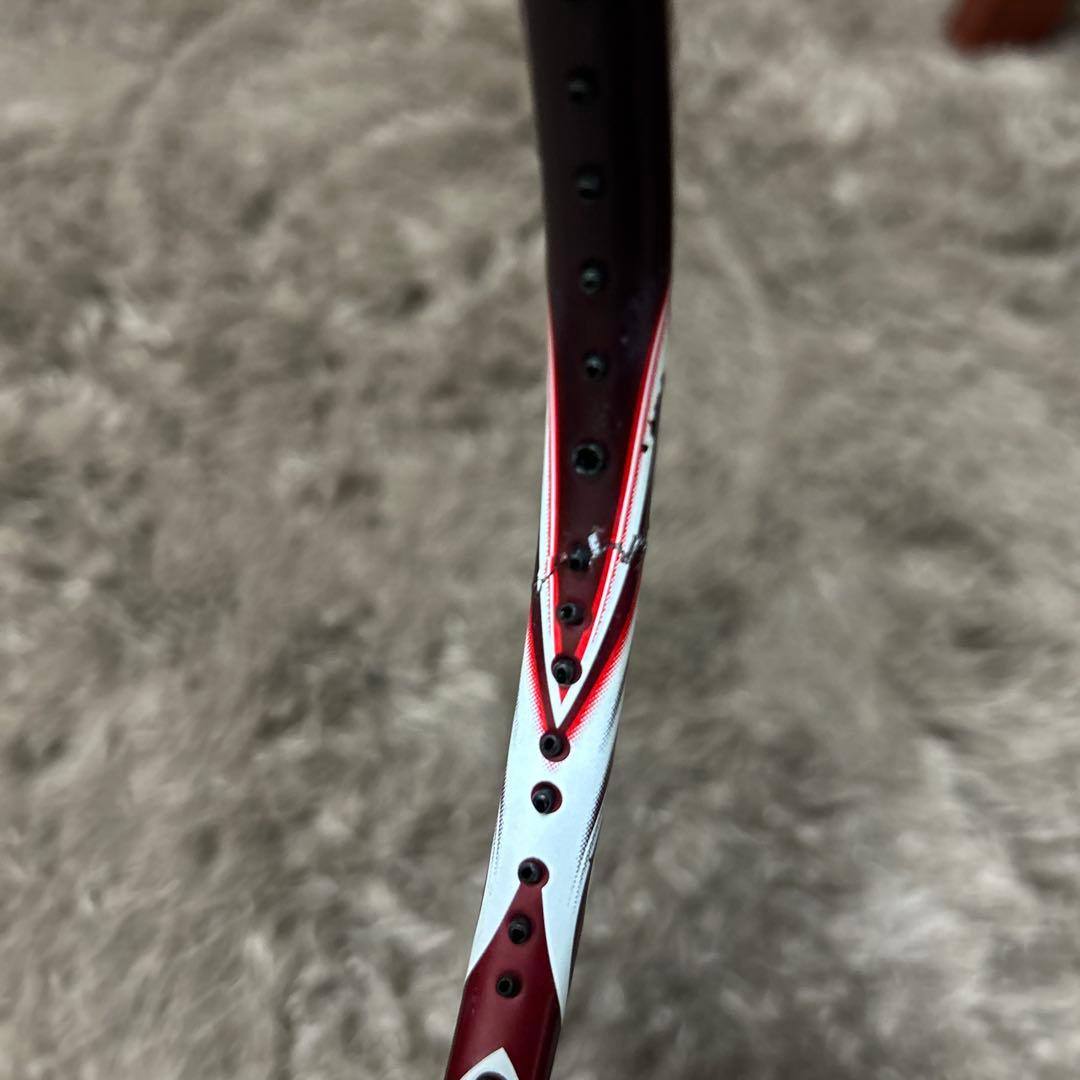 【良ジャンク】YONEX バドミントンラケット ASTROX100ZZ 4UG5