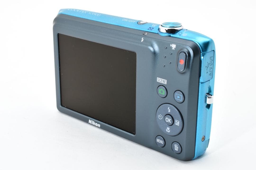 【お値下げ歓迎・ 美品 】ニコン　Nikon COOLPIX S3500 ブルー