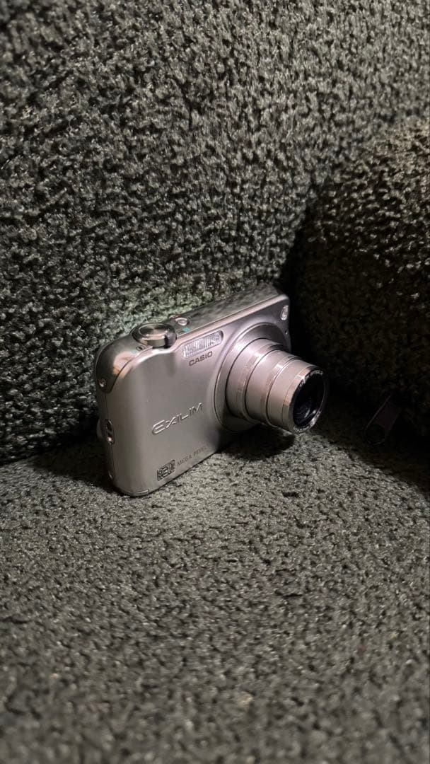 CASIO EXILIM EX-Z1200 コンパクトデジタルカメラ