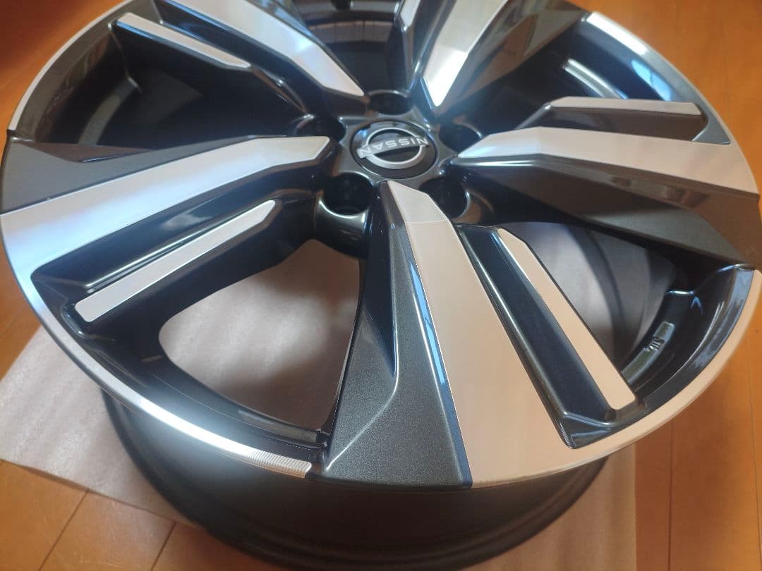 【新車外し】日産エクストレイルT33純正ホイール19インチ4本セット