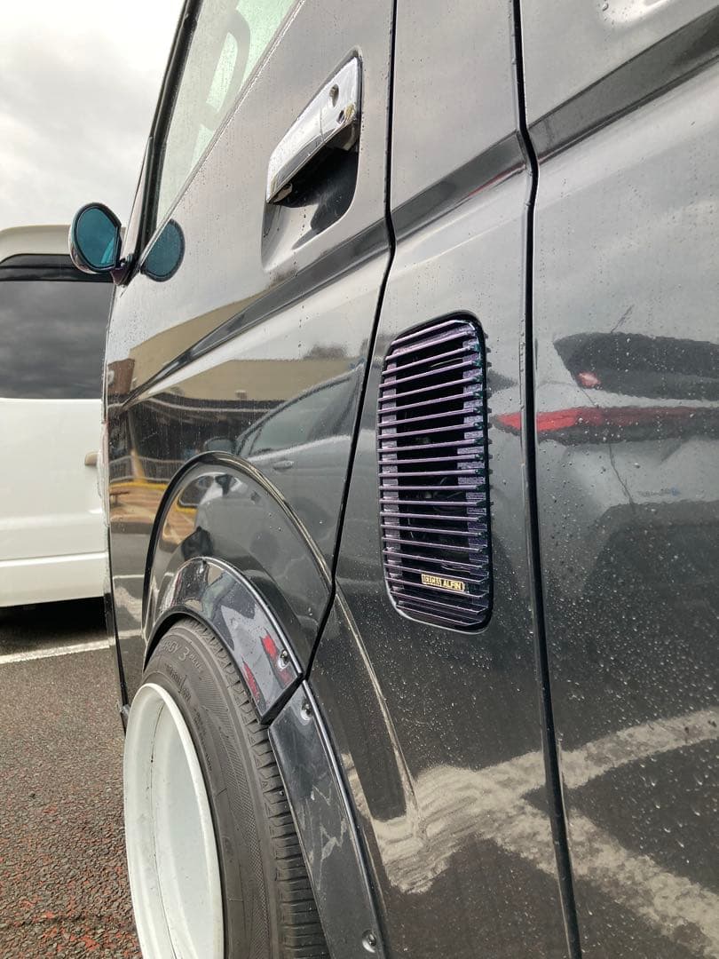 ハイエース　ファーエルリッド