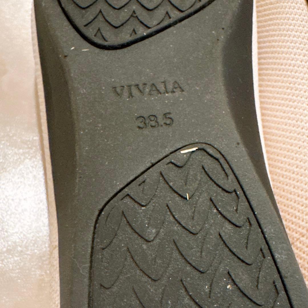 VIVAIA スクエアトゥ超軽量 フラットシューズ