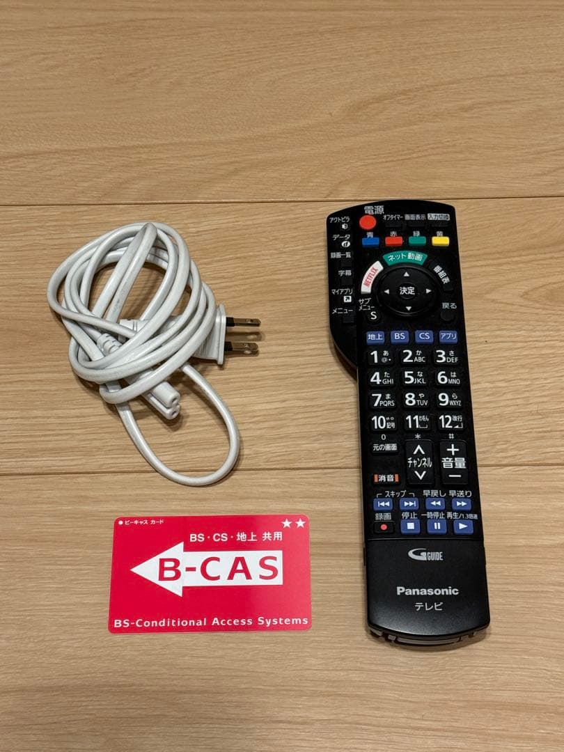 Panasonic 32型スマートテレビ　Wi-Fi接続ネット動画対応