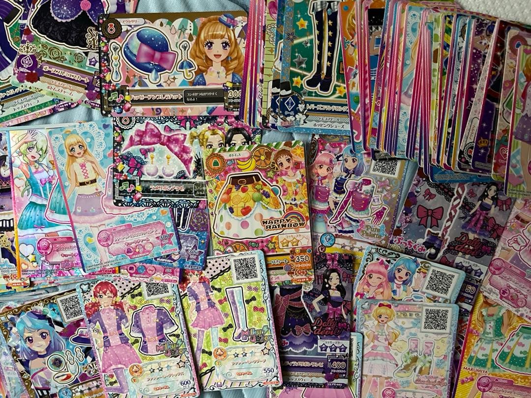 【aya】アイカツカード　カード:約700枚以上　バインダー:3冊