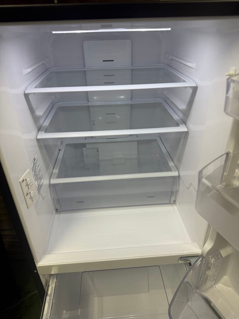 美品 日立 冷凍冷蔵庫 R-27SV 2022年