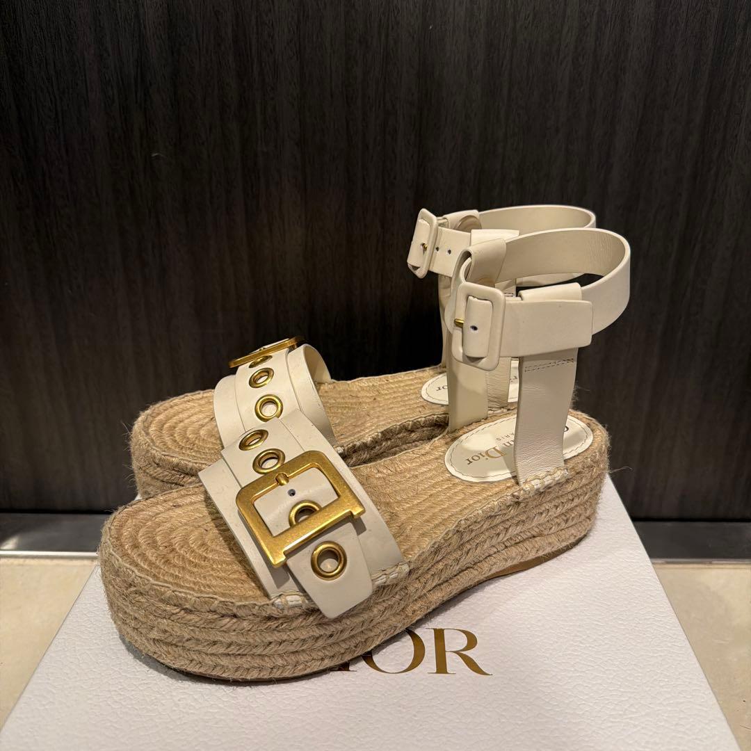 Dior ホワイトエスパドリーユサンダル