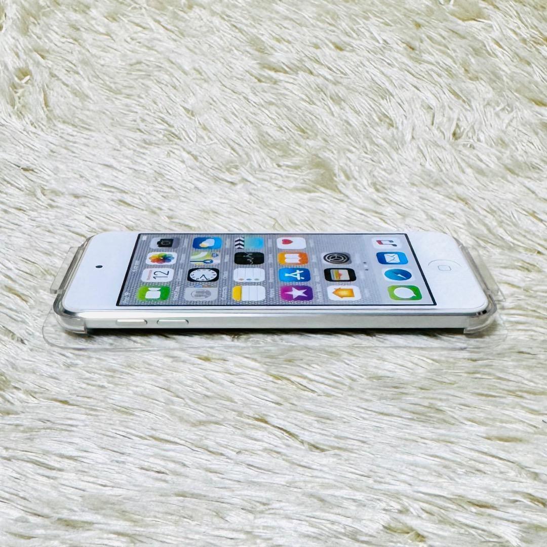 【未使用】 Apple iPod touch 32GB silver 第6世代