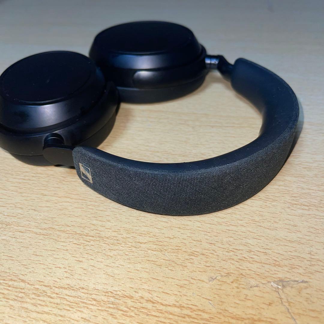 ゼンハイザーMOMENTUM 4 Wireless ブラック