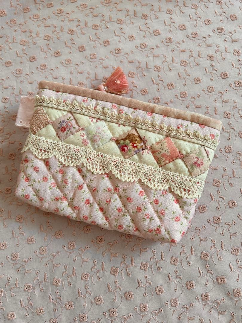 オリーブ様リクエスト　パッチワークの小物4種❤︎