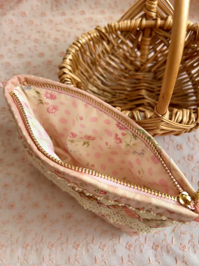 オリーブ様リクエスト　パッチワークの小物4種❤︎