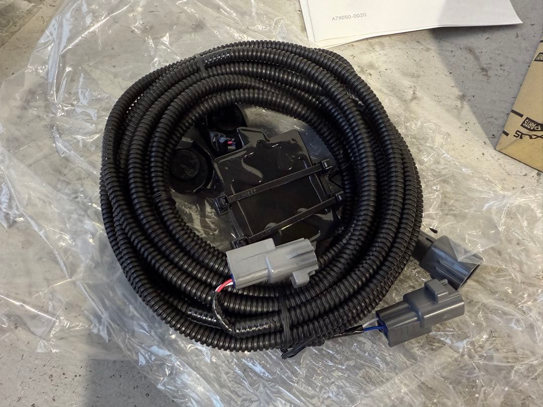 レクサス　現行RX プロジェクションウェルカムイルミ純正部品ディーラーオプション