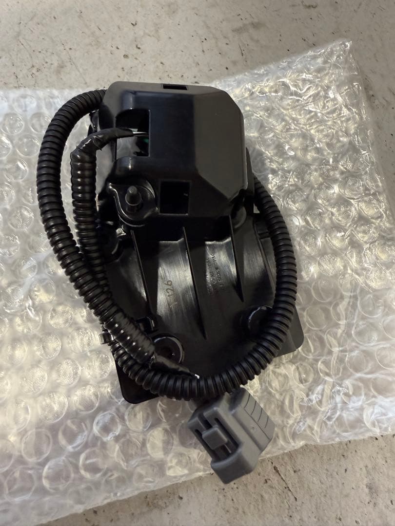 レクサス　現行RX プロジェクションウェルカムイルミ純正部品ディーラーオプション