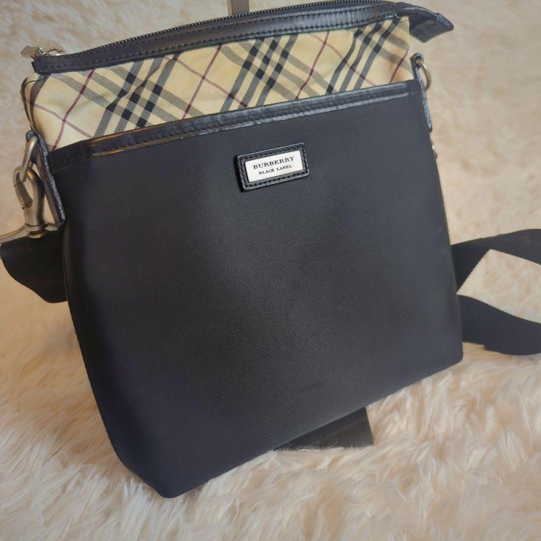 バーバリー　ブラックレーベル　ショルダーバッグ　サコッシュ　ノバチェック