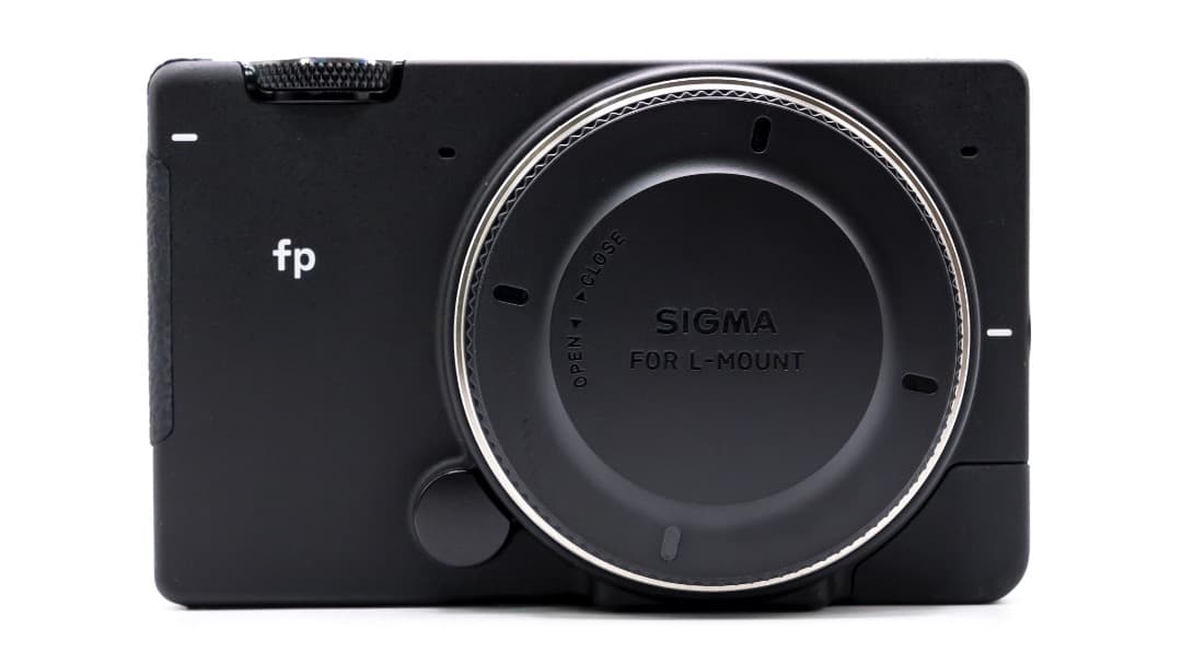 SIGMA fp 45mm F2.8 DG DN KIT＋予備バッテリー3個ほか