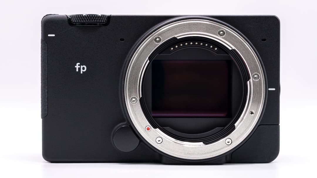 SIGMA fp 45mm F2.8 DG DN KIT＋予備バッテリー3個ほか