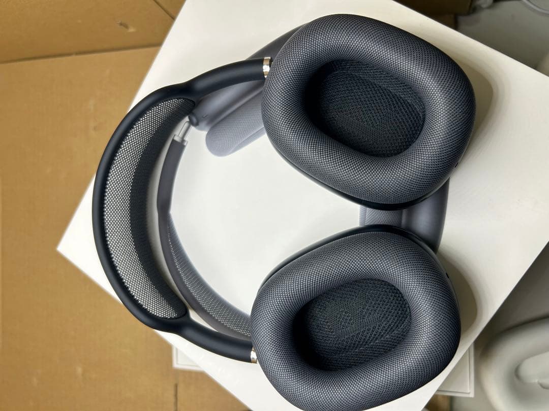 Apple AirPods Max ミッドナイト