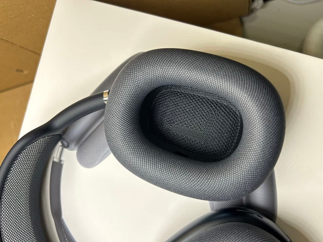 Apple AirPods Max ミッドナイト