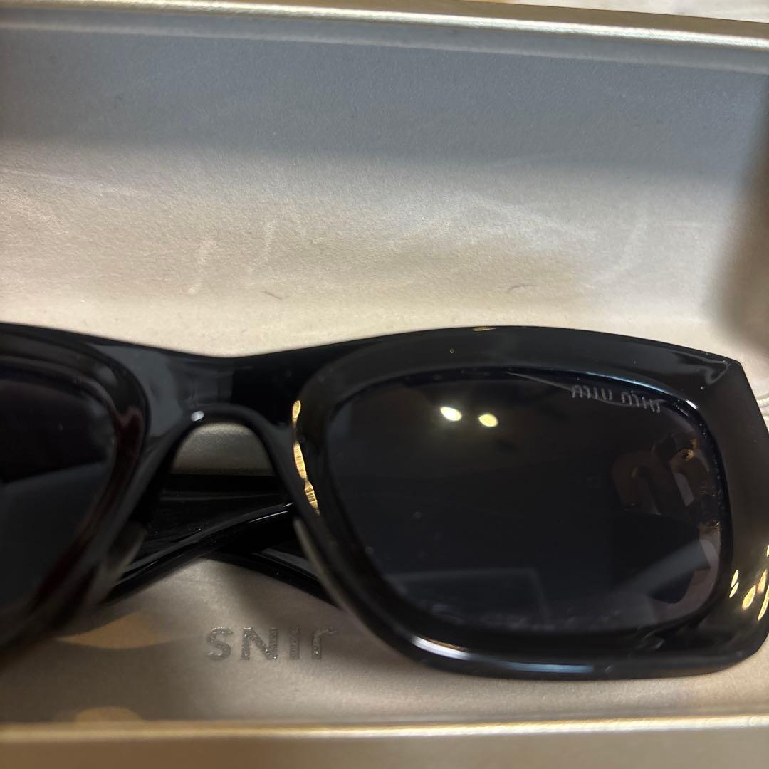 Miu Miu ブラック サングラス グリンプス