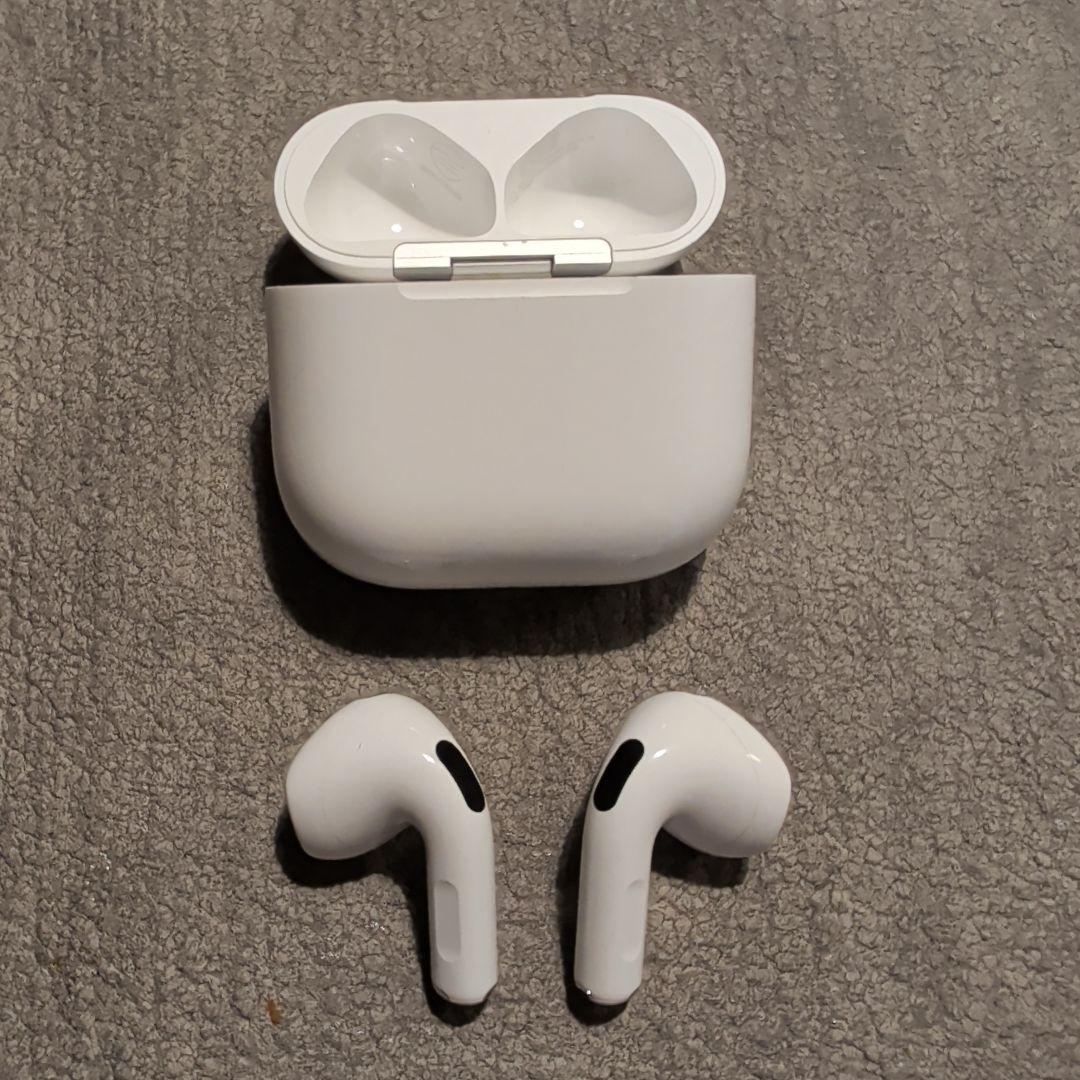 AirPods4 ノイズキャンセリングワイヤレスイヤホン