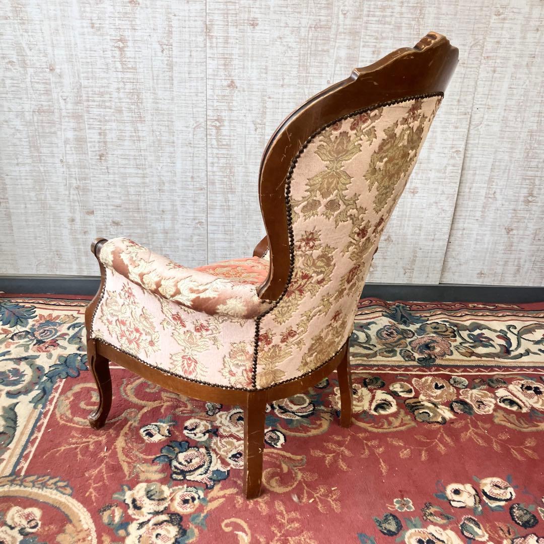 ②アンティーク ロココ様式 木製花柄アームチェア 一人掛けソファー リベット打ち