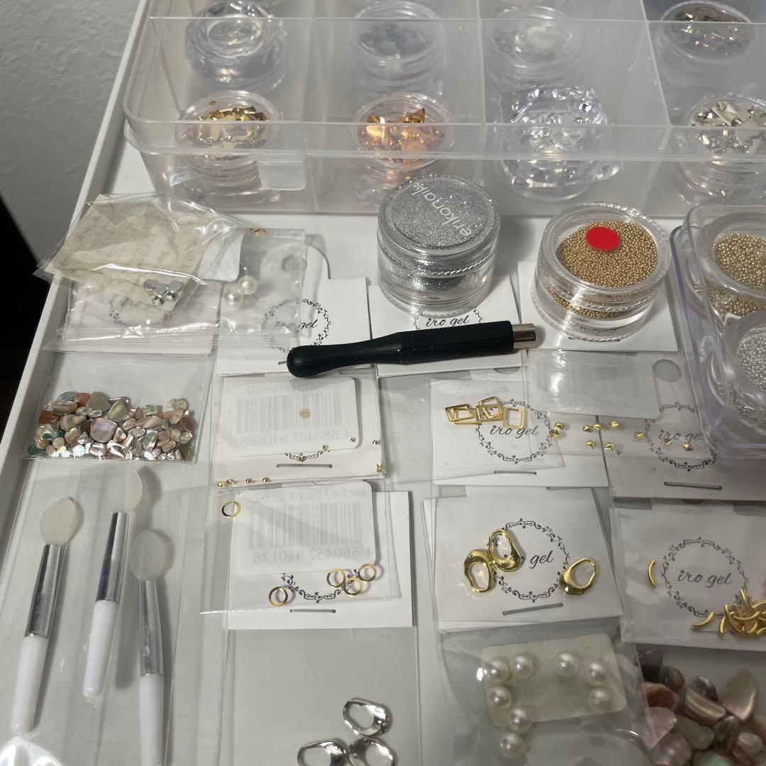 ジェルネイル 引退品 ネイルライト & リムーバー付き パーツ ネイルチップ多数