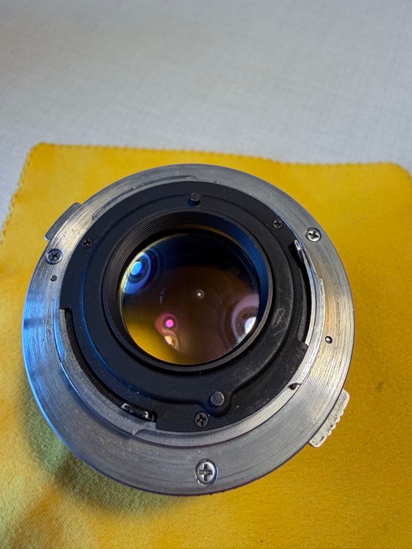 OLYMPUS OM F.ZUIKO 85mm F2 ポートレートレンズ