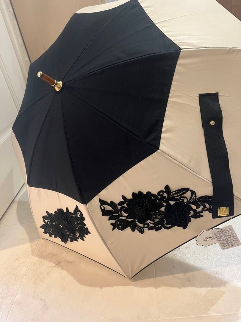 アシーナニューヨーク / Amelia Lace フラワーレース付き 日傘