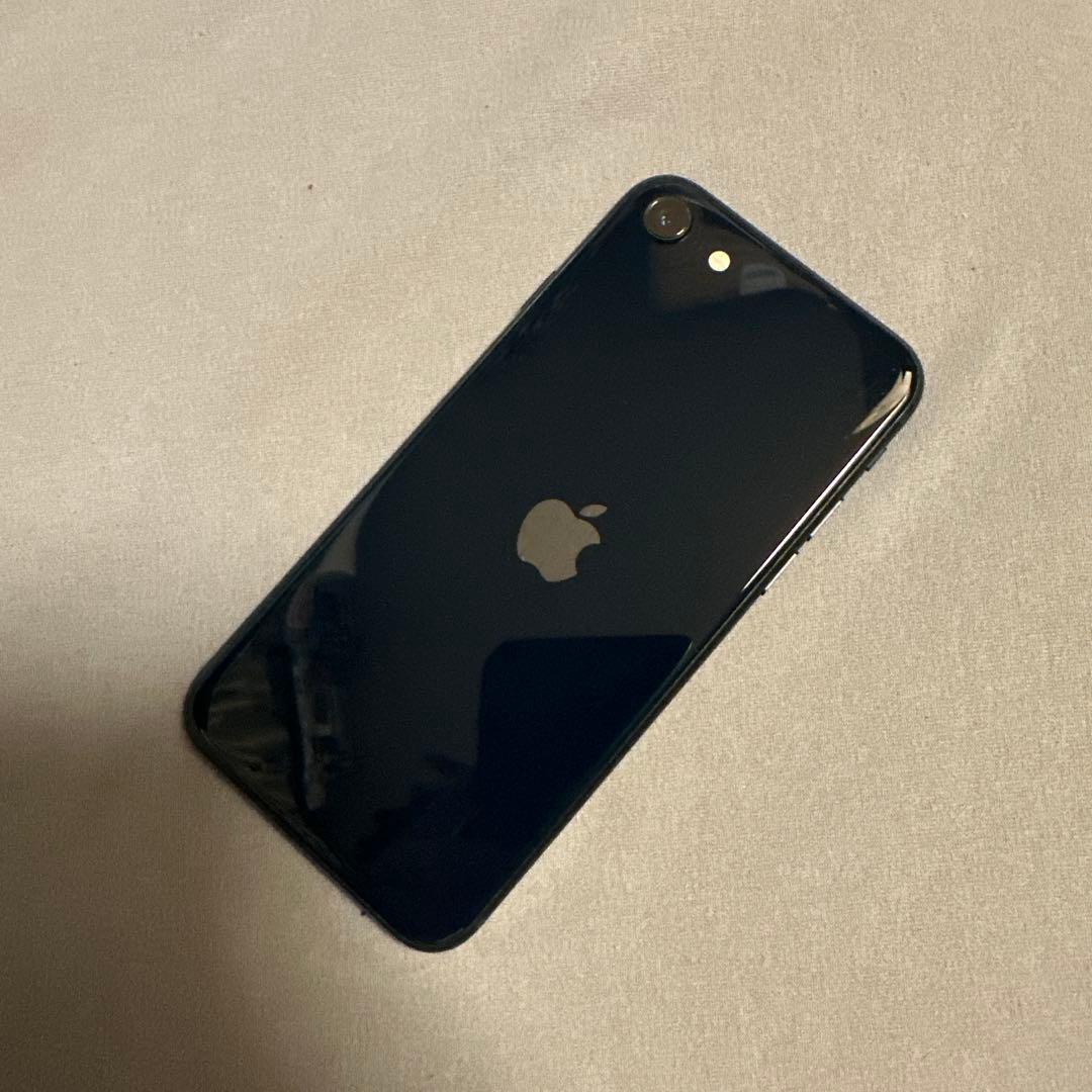 iPhone SE 3 第3世代 64GB SiMフリー
