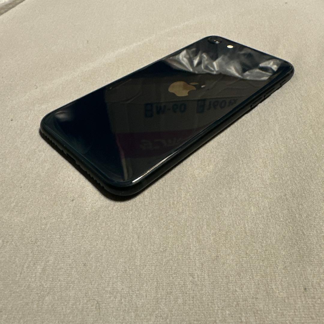 iPhone SE 3 第3世代 64GB SiMフリー