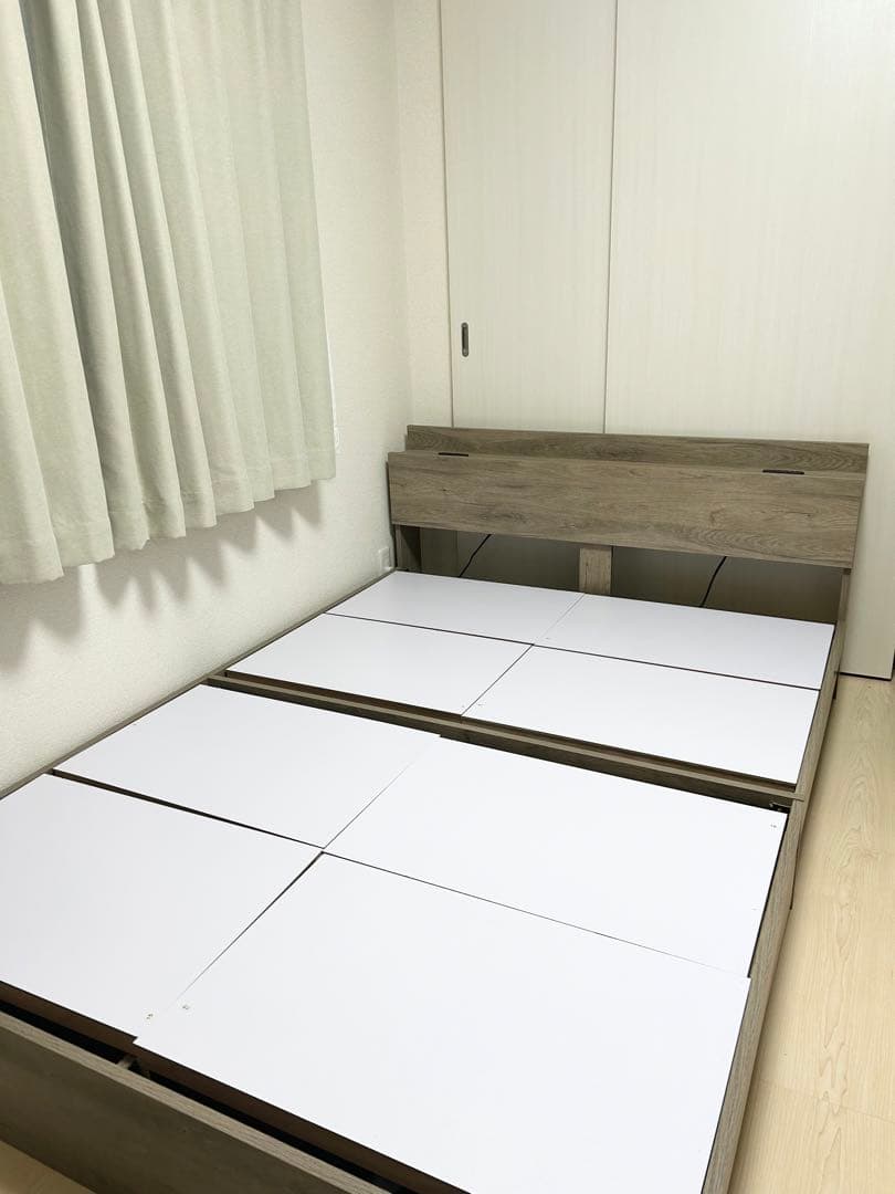 【美品】RASIKダブルベットフレームのみ【引き出し収納付き】