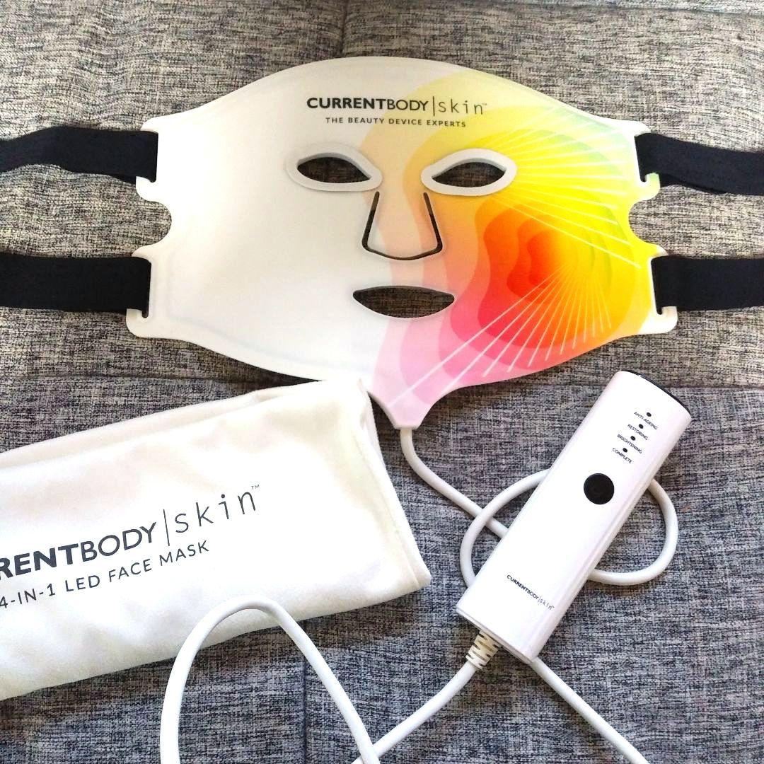 CURRENTBODY 4-IN-1 LED FACE MASK　カレントボディ