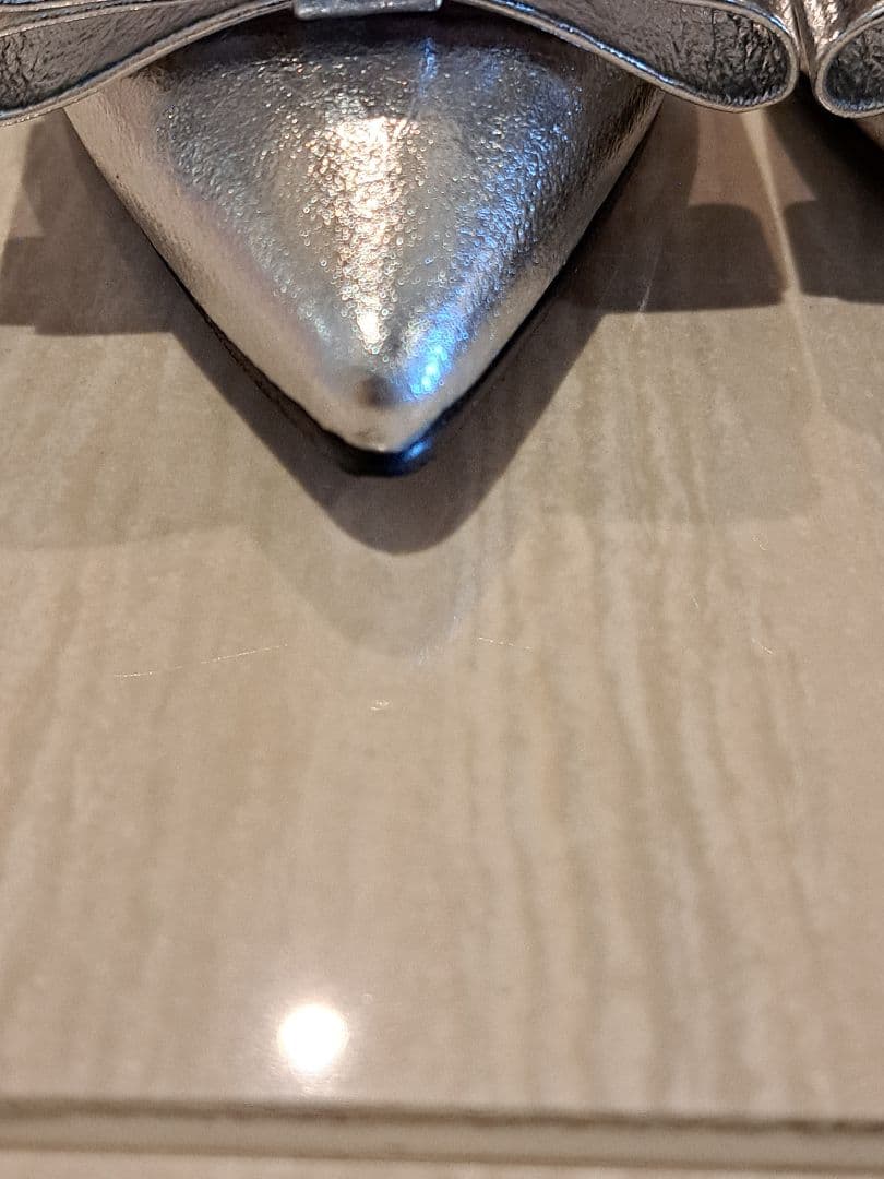 【人気完売】【美品】OHGA シルバー ポインテッドトゥ ミュール