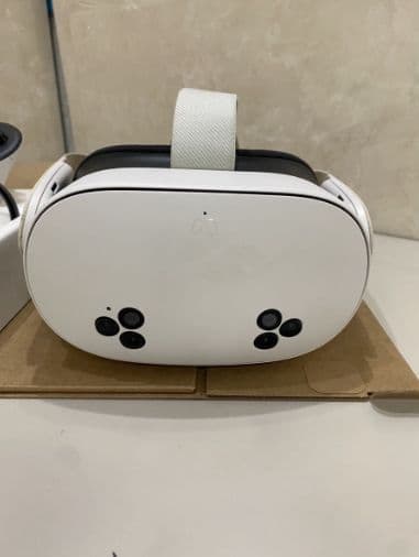  Quest 3S 128GB 充電ケーブルなし【EG4081】