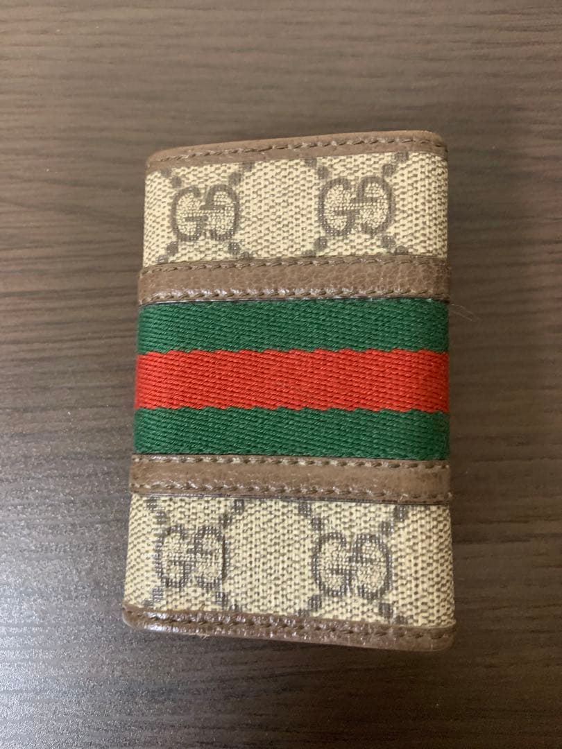 Gucci GGキャンバスキーケース