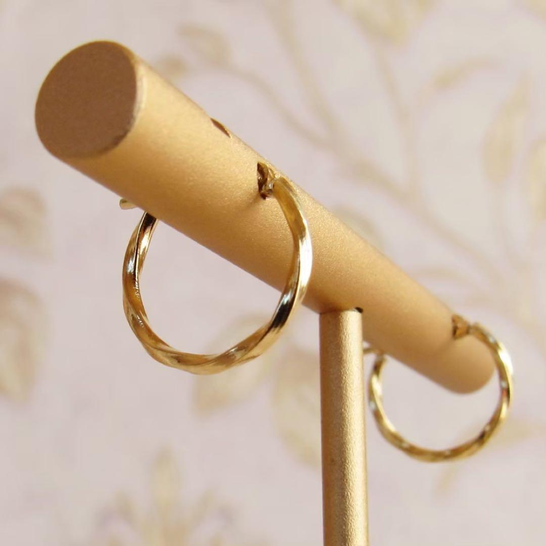 K18 ピアス フープ 18K 12mm 刻印あり ツイスト つけっぱなし 片耳