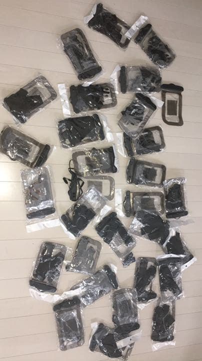 携帯防水ケース　25個