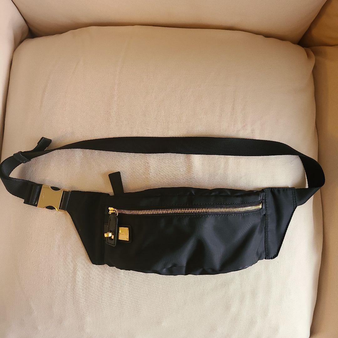 美品❗オルセット.ボディバッグ