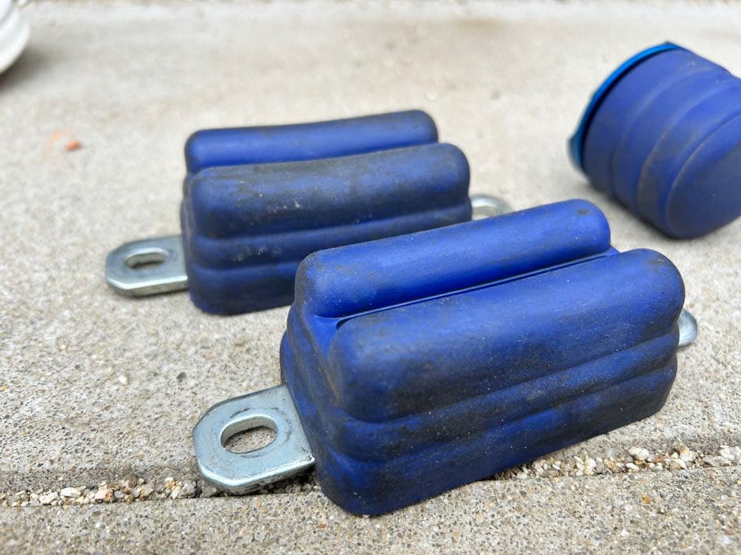 ハイエース 玄武 リバンプストッパー バンプストッパー（再値下げ）