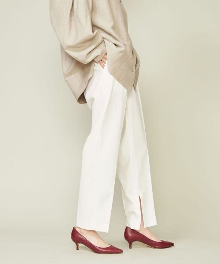 ＜conte＞スリット テーパードパンツ　White