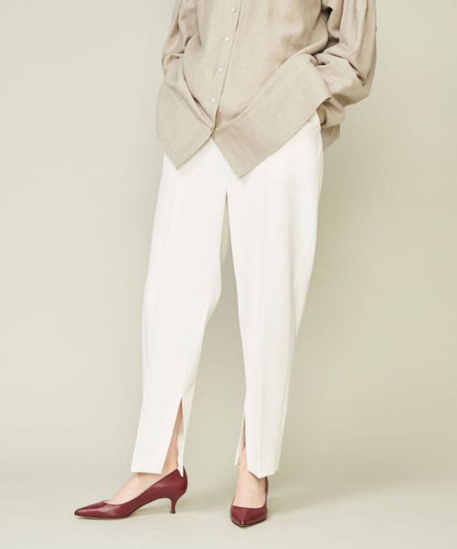 ＜conte＞スリット テーパードパンツ　White