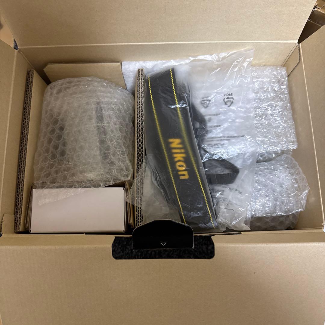 Nikon ニコンD5600 ダブルレンズセット＋単焦点レンズ