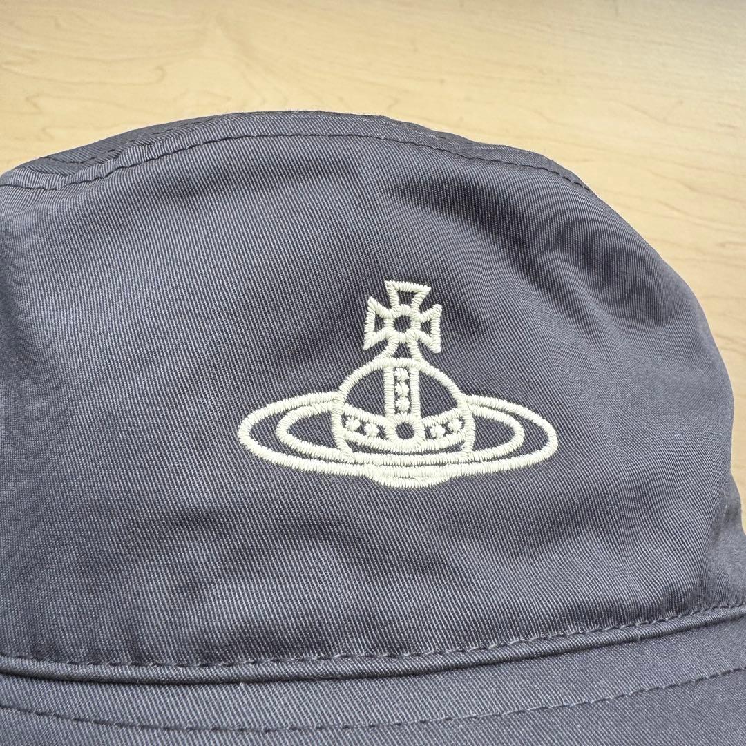 ★新品★ヴィヴィアンウエストウッド　バケットハット　オーブ　UV対策　グレー