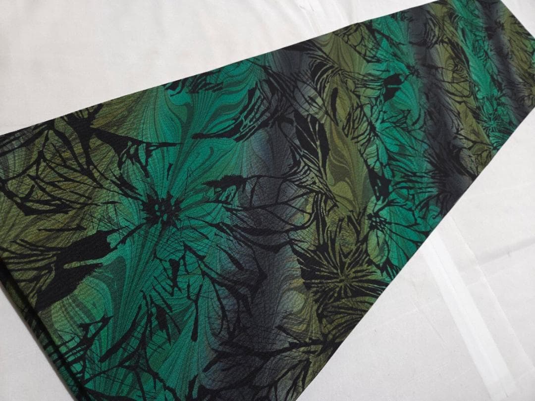 I2 シックな花模様 黒 緑 モダン ガード加工 全通 正絹 袋帯 O10