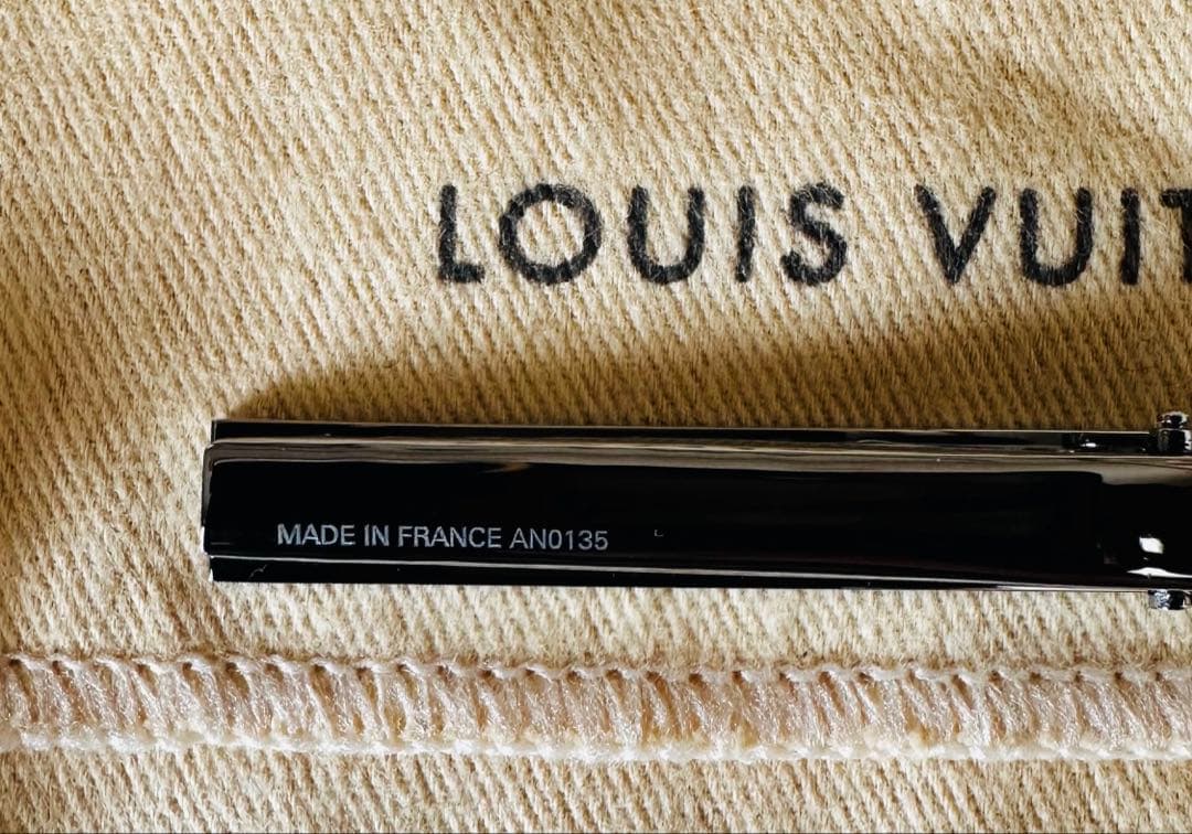 恵*寿様 LOUIS VUITTON ネクタイピン