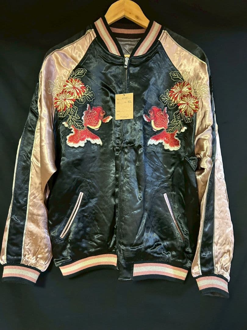 【新品タグ付き】 金魚と御所車 和柄スカジャン リバシーブル　レディースXXL