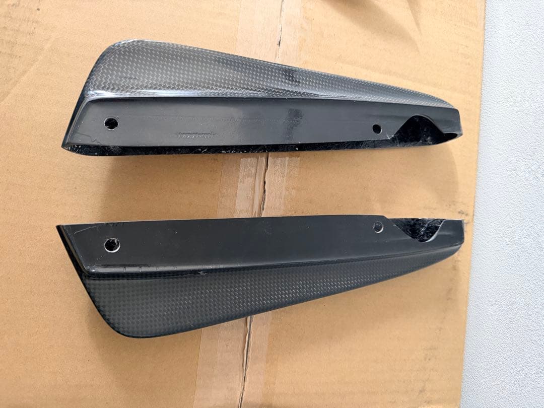 サイドスカートエクステンション ブラックカーボン　プリウス30リア用です