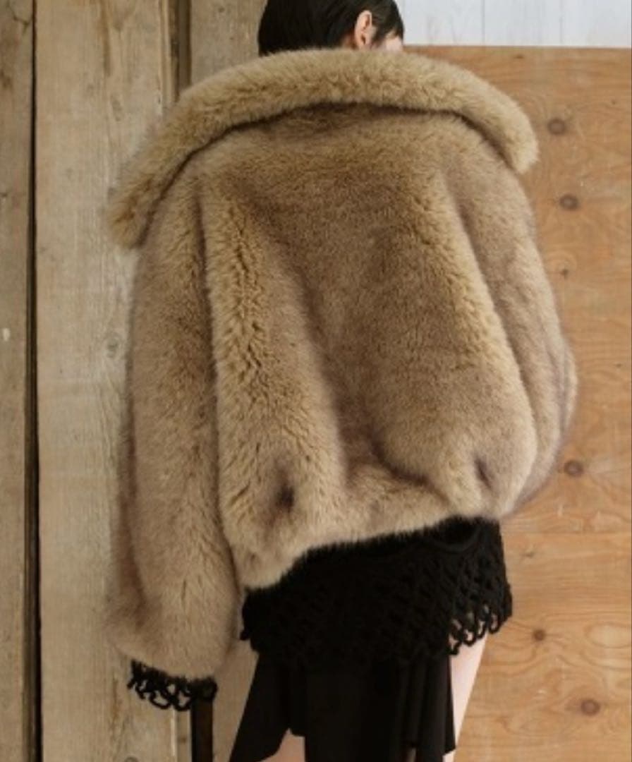 ジャケット・アウター leinwande Egg Fur Coat