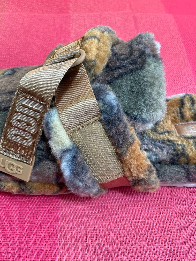 UGG フラッフ イット カリトポ