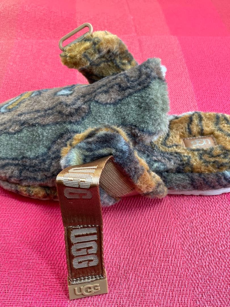 UGG フラッフ イット カリトポ